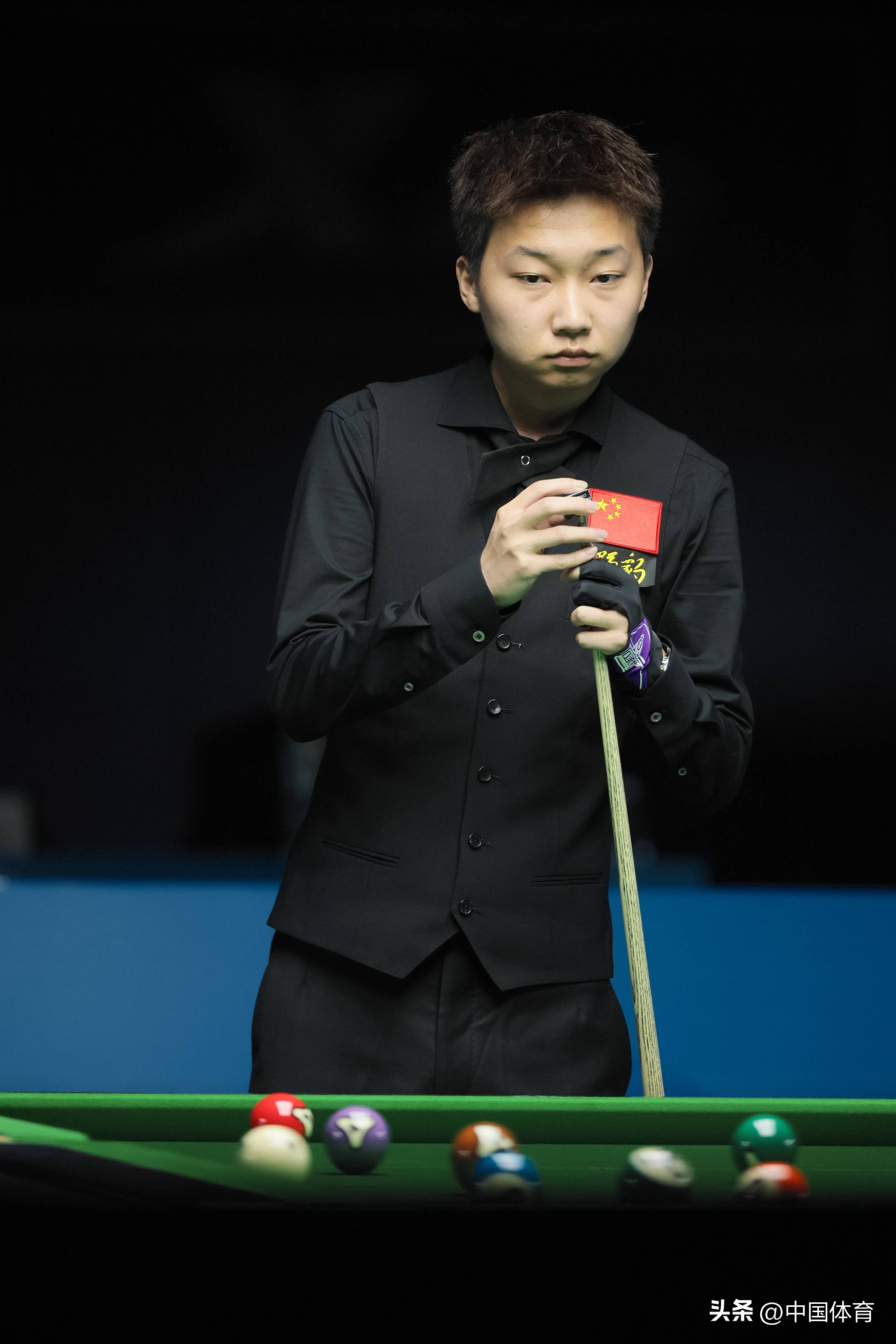 球牵制中卫 球牵制中卫