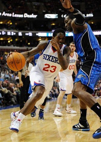 周年期的 周年期的