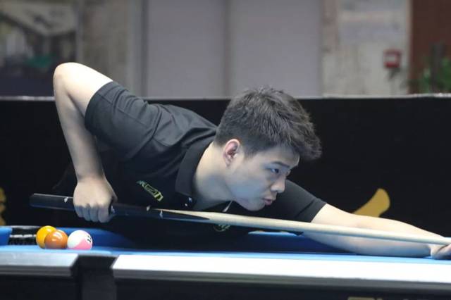 通过